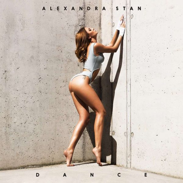 Alexandra Stan videoclip Dance